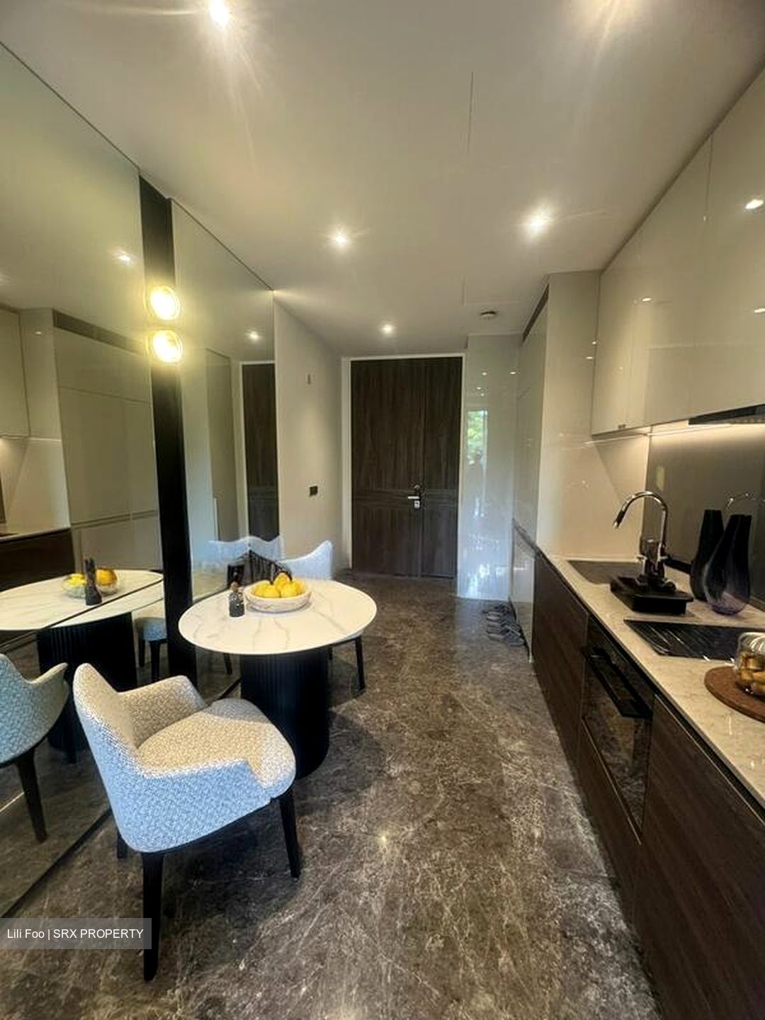 19 Nassim (D10), Apartment #521376541